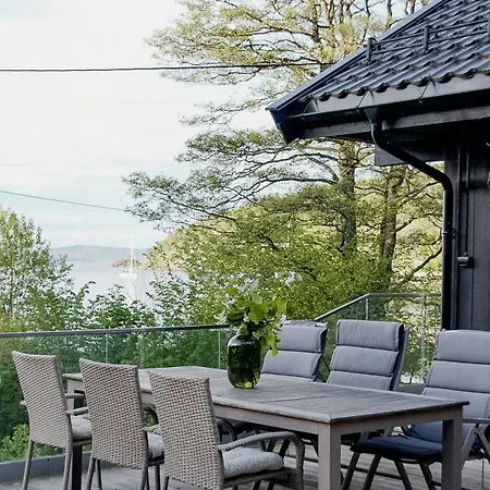 Seaside With Views In Vestfold Ferienhaus