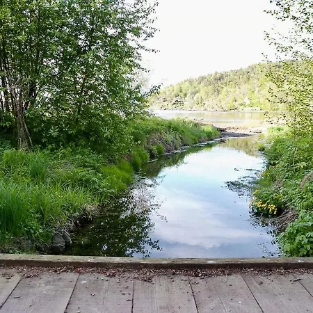 Seaside With Views In Vestfold Ferienhaus Nykirke
